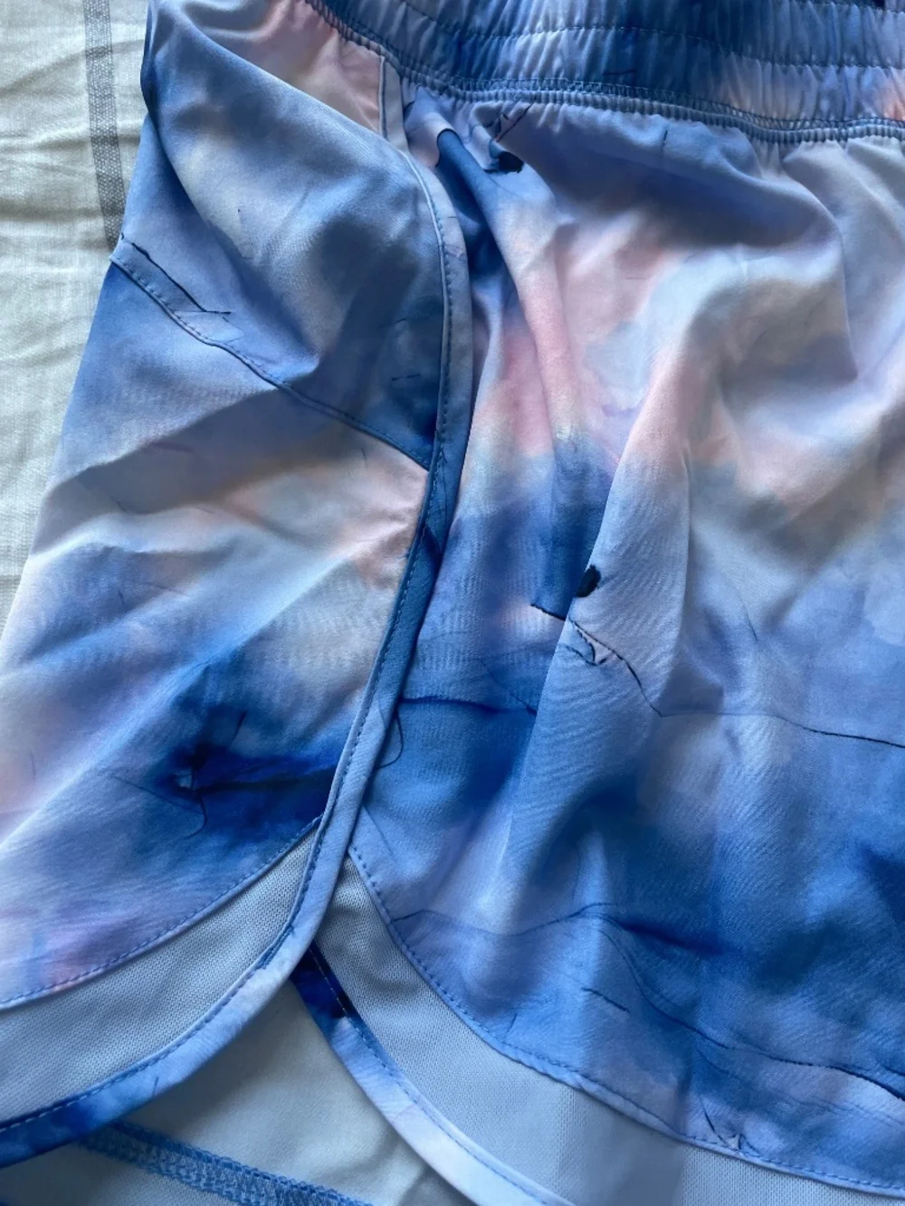 NEW Gaiam Women’s Shorts, Kennedy Print Blue Ice, Size XXL